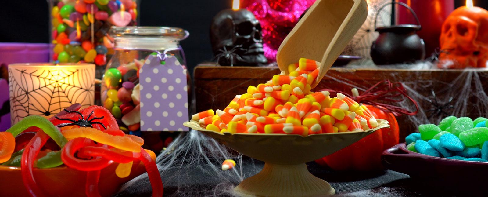 How to Plan a Spooky Fun Halloween Party for Kids - Candy Warehouse