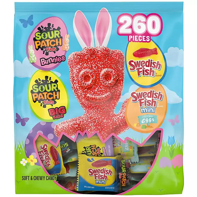 Sour Patch Kids & Swedish Fish Easter Gummy Candy: 260-Piece Bag