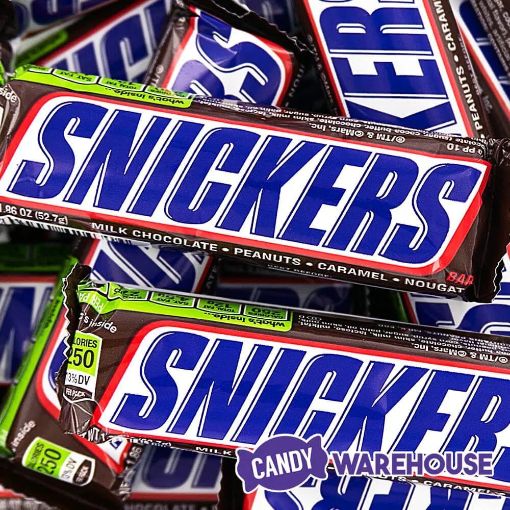 Giant Snickers Candy Bars 18-Piece Gift Box