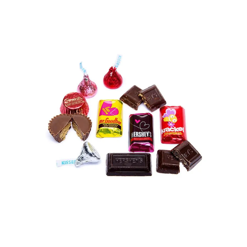 Hershey's and Reese's Cupid's Mix Valentine Candy Assortment: 21-Ounce Bag