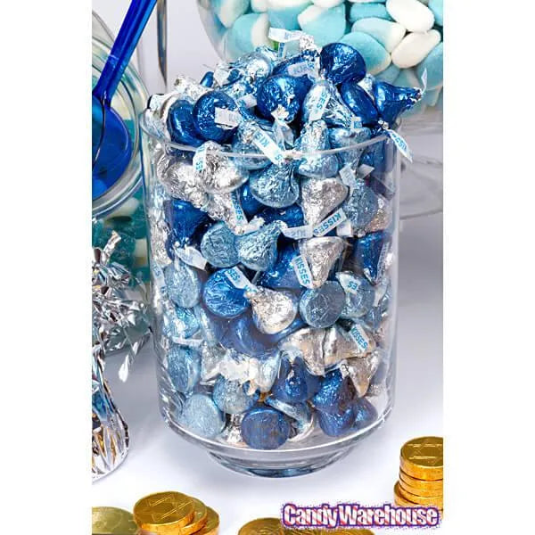 Hershey's Kisses Blue & Silver Foiled Milk Chocolate Candy: 200-Piece Bag