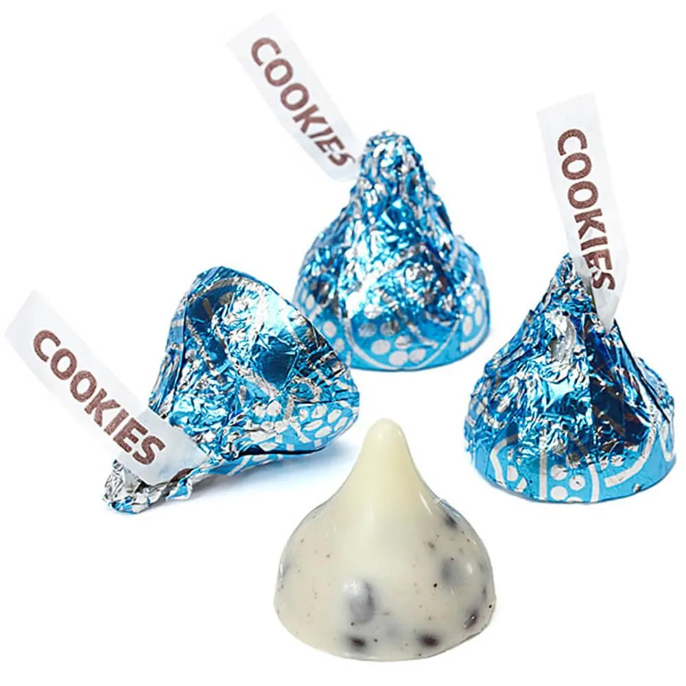 Hershey's Kisses Blue Foiled Cookies n Creme Candy: 70-Piece Bag