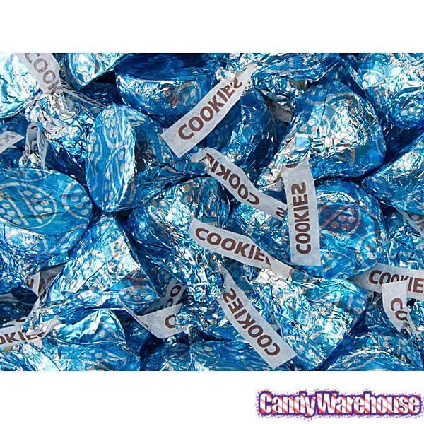 Hershey's Kisses Blue Foiled Cookies n Creme Candy: 70-Piece Bag