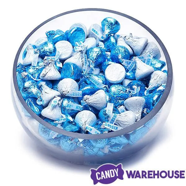 Hershey's Kisses Color Combo - Light Blue and White: 800-Piece Box