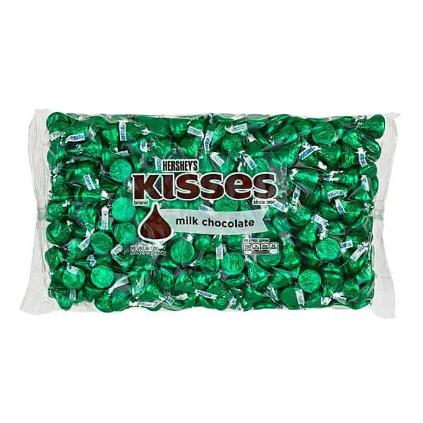 Hershey's Kisses Dark Green Foiled Milk Chocolate Candy: 400-Piece Bag