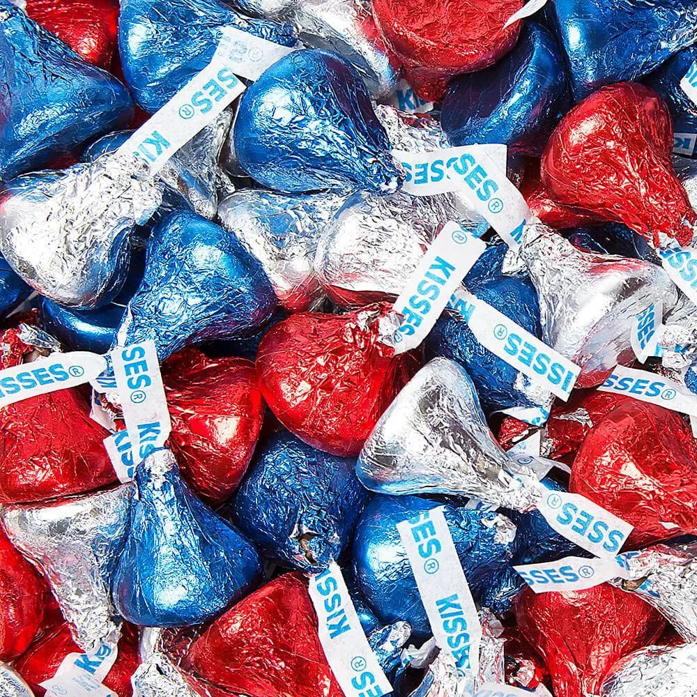 Hershey's Kisses USA Patriotic Foiled Milk Chocolate Candy: 200-Piece Bag