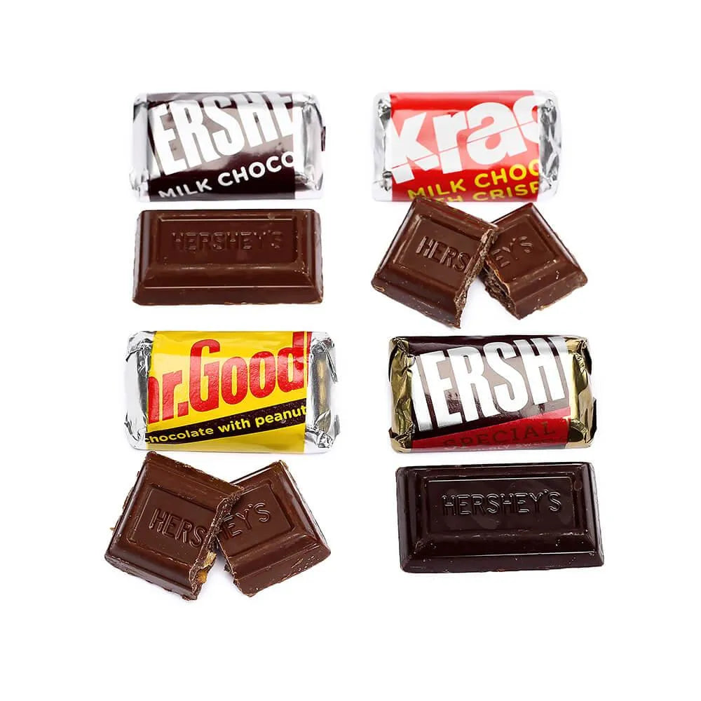 Hershey's Miniatures Chocolate Bars Assortment: 56-Ounce Bag