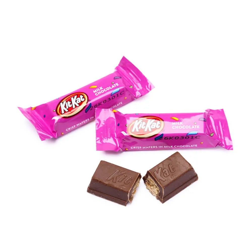 Kit Kat Miniatures Candy - Pink: 55-Piece Bag