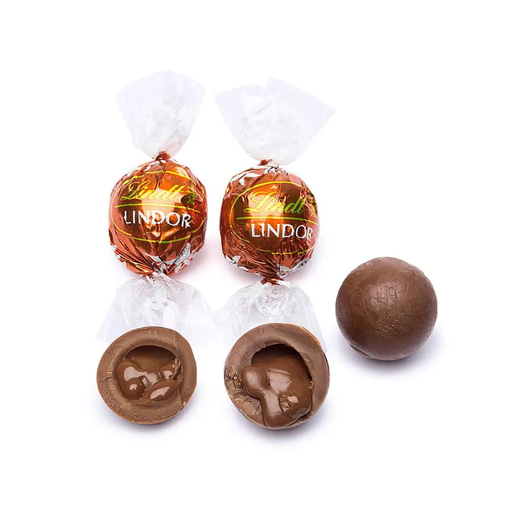 Lindt Lindor Pumpkin Spice Milk Chocolate Truffles: 8.5-Ounce Bag