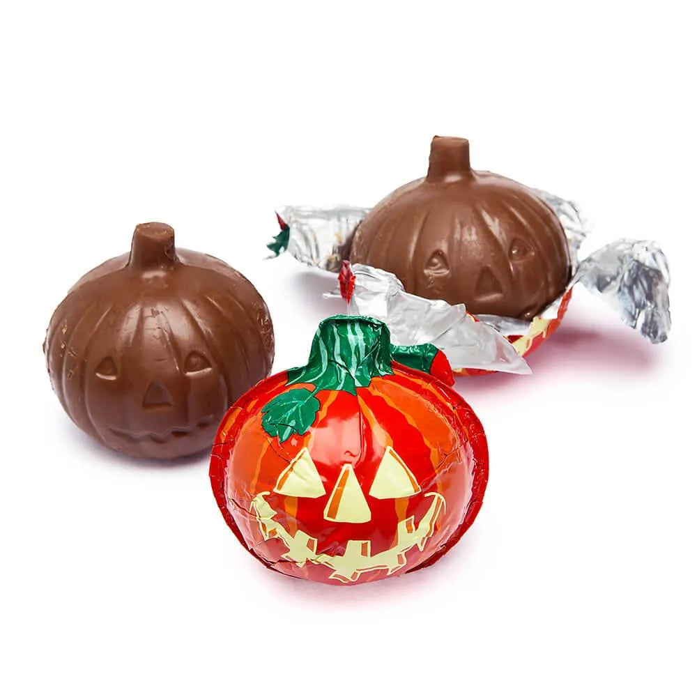 Madelaine Foiled Milk Chocolate Pumpkins - Jumbo: 24-Piece Display