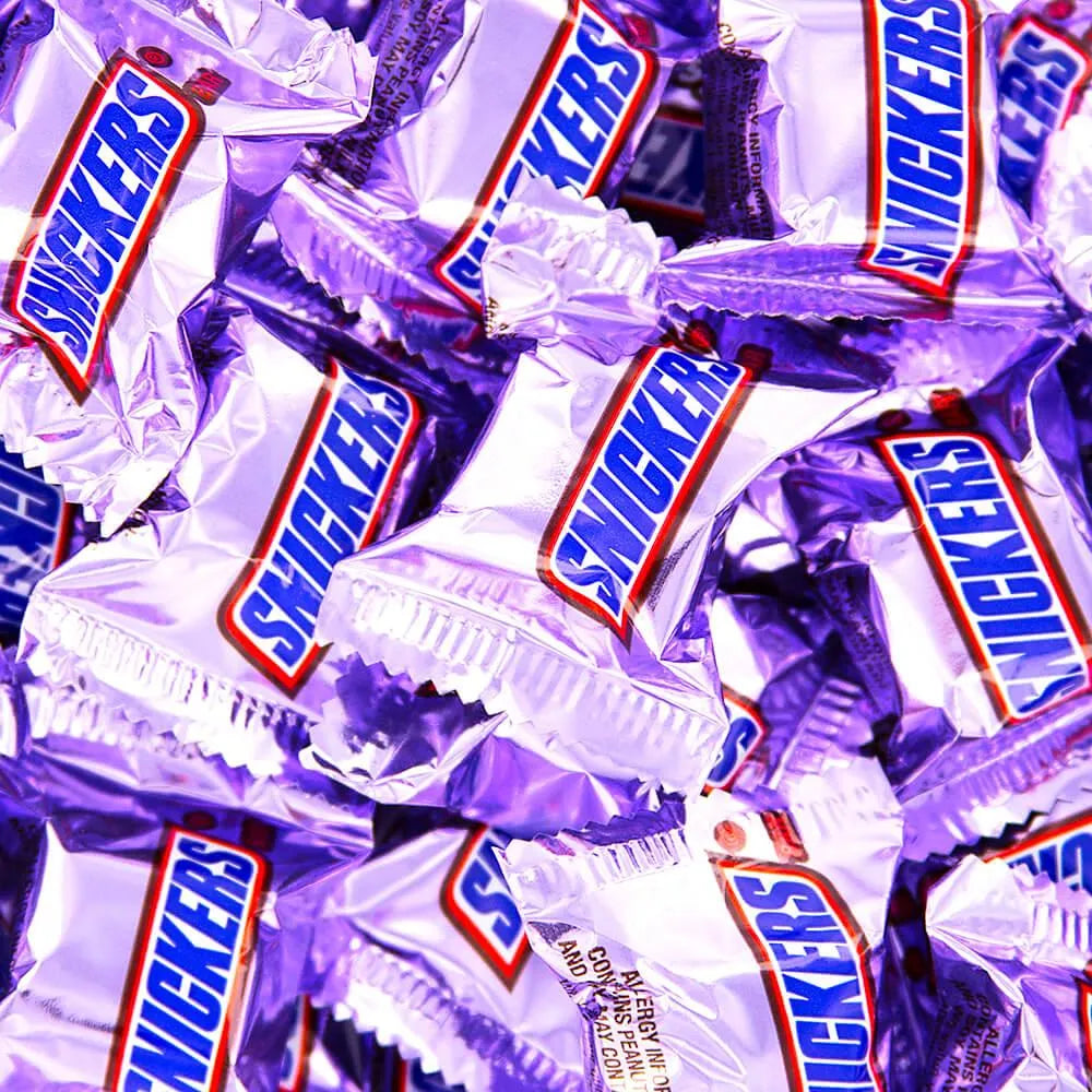 Purple Snickers Minis Candy: 10.48-Ounce Bag