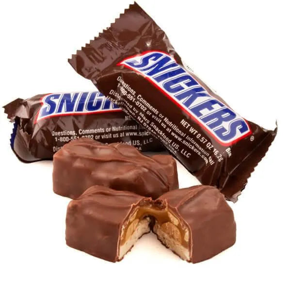 Snickers Fun Size Candy Bars: 70-Piece Bag